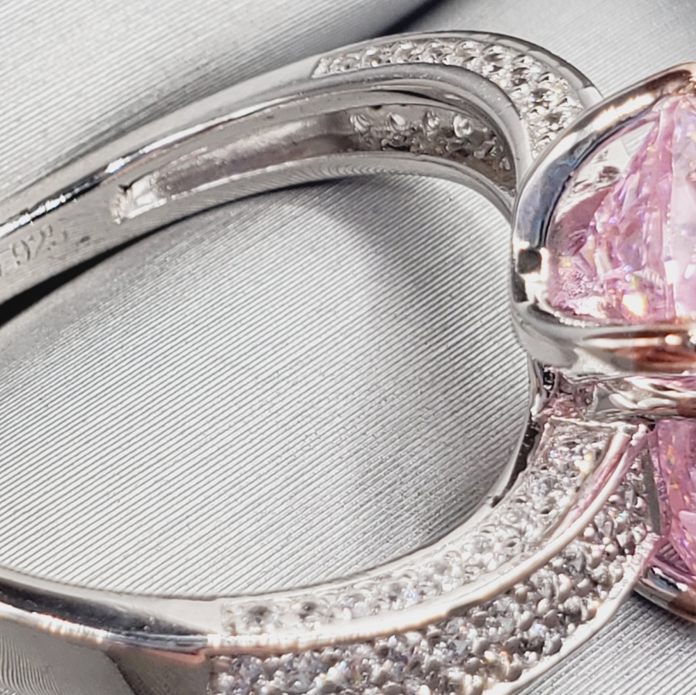Heart Ring - Picture 5 of 9